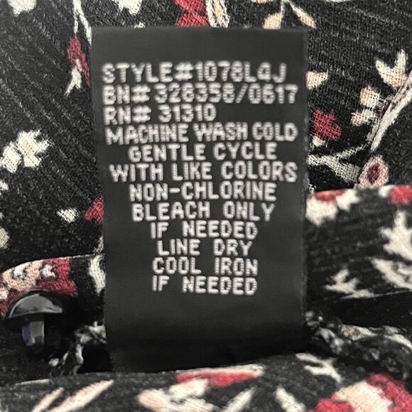 BCX Black Floral Halter Neck Top   Size S - Picture 5 of 5